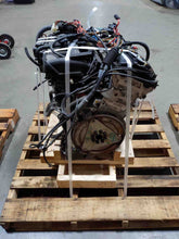 Load image into Gallery viewer, STEERING RACK BMW 325i 2001 01 - NW457989