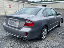 Load image into Gallery viewer, RADIATOR FAN ASSEMBLY Subaru Legacy 2005 05 2006 06 2007 07 08 09 10 11 2.5L - NW433099