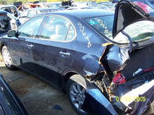 Load image into Gallery viewer, CD Changer Lexus ES300 ES330 2002 02 2003 03 2004 04 2005 05 2006 06 - MM481463