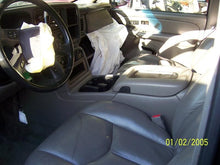 Load image into Gallery viewer, Radio SUBURBAN 1500 2004 - MM479945