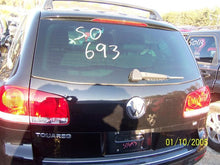 Load image into Gallery viewer, CD Changer Touareg Jetta Golf 2002 02 2003 03 2004 04 05 06 07 08 09 10 - MM1779549