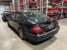 Load image into Gallery viewer, FRONT DRIVE SHAFT E350 E300 E320 E550 E63 2008 08 2009 09 - NW438820