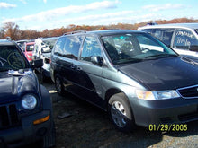 Load image into Gallery viewer, RADIO Honda Odyssey 2003 03 2004 04 AM FM CD - MM488459