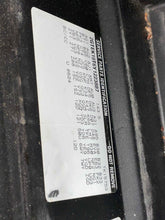 Load image into Gallery viewer, Air Cleaner Box SIERRA 1500 PICKUP 2000 - NW452098