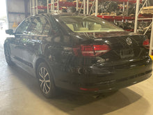 Load image into Gallery viewer, Computer Volkswagen Jetta 2017 - NW452809