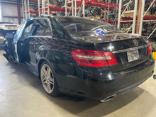 Load image into Gallery viewer, WINDSHIELD WIPER MOTOR CLS550 CLS63 E250D E300 E350 E400 E550 E63 10-15 - NW453867