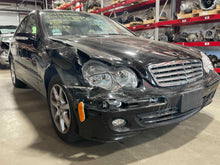 Load image into Gallery viewer, POWER BRAKE BOOSTER C240 C320 C230 01 02 03 04 05 - 09 - NW458232