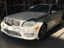 Load image into Gallery viewer, INFO-GPS SCREEN C250 C300 C350 C63 Gl350 Gl450 Gl550 GL63 AMG 12-16 - NW542523