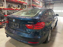 Load image into Gallery viewer, ECU ECM COMPUTER BMW 320i 328D 328i 528D 528i 13 14 15 - NW471092