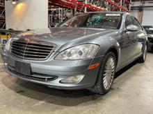 Load image into Gallery viewer, WINDSHIELD WASHER FLUID RESERVOIR BOTTLE S450 Cdn S550 S600 S63 07-08 - NW471834