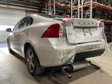 Load image into Gallery viewer, HEADLIGHT LAMP ASSEMBLY S60 XC60 2011 11 2012 12 2013 13 Right - NW485328