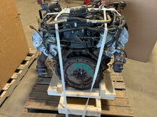 Load image into Gallery viewer, REAR DRIVE SHAFT Ford F150 Pickup Lincoln LT 04 05 06 07 08 - NW475315
