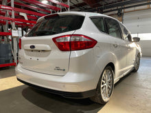 Load image into Gallery viewer, Fuse Box Buick C-MAX 2013 - NW475707