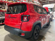 Load image into Gallery viewer, Windshield Wiper Motor Jeep Renegade 2015 - NW478738