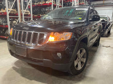 Load image into Gallery viewer, OUTER TAIL LIGHT LAMP Jeep Grand Cherokee 11 12 13 Right - NW480767