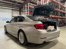 Load image into Gallery viewer, FRONT A/C HEATER BLOWER MOTOR 528D 528i 535i 535i Gt 550i 550i Gt 09-15 - NW480941
