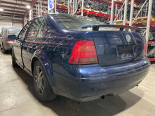 Load image into Gallery viewer, WASHER BOTTLE Jetta Golf 00 01 02 03 04 05 06 07 - 11 - NW482015