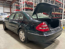 Load image into Gallery viewer, RADIATOR FAN ASSEMBLY Mercedes E350 E500 E55 E280 2005 05 2006 06 07 08 09 - 11 - NW484640