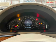 Load image into Gallery viewer, RADIATOR FAN ASSEMBLY Mercedes E350 E500 E55 E280 2005 05 2006 06 07 08 09 - 11 - NW484640