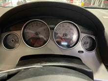 Load image into Gallery viewer, Front Door Glass Volkswagen Routan 2011 - NW488603