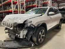 Load image into Gallery viewer, Strut Shock Jeep Cherokee 2019 - NW553966