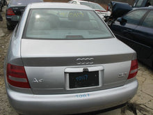 Load image into Gallery viewer, MANUAL TRANSMISSION A4 Passat 2000 00 2001 01 2002 02 VIN D - MM511177