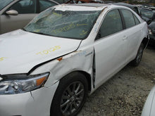 Load image into Gallery viewer, TRANSMISSION Toyota Camry 07 08 09 10 11 VIN B - MM511572