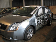 Load image into Gallery viewer, ALTERNATOR Nissan Sentra Versa 2009 09 - MM508926