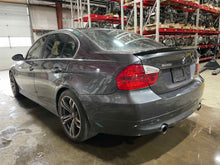 Load image into Gallery viewer, Fuel pump computer BMW 330i 328i 528i 525i 530i 2004 04 05 06 07 08 - 11 - NW503494