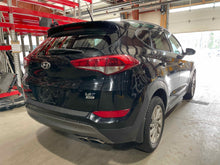Load image into Gallery viewer, Fuse Box Hyundai Tucson 2016 - NW505599