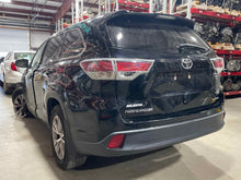 Load image into Gallery viewer, Exterior Door Handle HIGHLANDER 2016 - NW511496