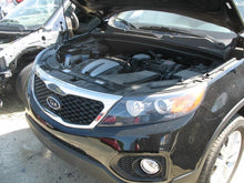 Load image into Gallery viewer, REAR TEMPERATURE CONTROLS Kia Sorento 2011 11 - MM525889