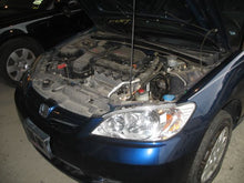 Load image into Gallery viewer, RADIO Honda Civic 2004 04 2005 05 AM/FM/CD - MM521412