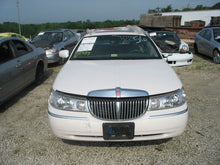 Load image into Gallery viewer, Radio LINCOLN & TOWN CAR 1999 - MM526798
