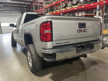 Load image into Gallery viewer, Air Cleaner Box SIERRA 1500 PICKUP 2015 - NW515160