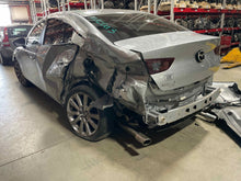 Load image into Gallery viewer, Info-Gps Screen Mazda 3 2020 - NW517305