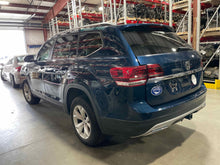 Load image into Gallery viewer, Axle Shaft Volkswagen Atlas 2019 - NW522055