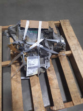 Load image into Gallery viewer, Rear Quarter Glass Honda Civic 2015 - NW525482