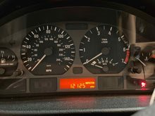 Load image into Gallery viewer, OUTER TAIL LIGHT LAMP 320i 323i 323ic 323is 325ci 325i 328i 99-01 Left - NW527935