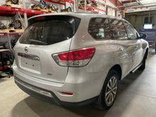 Load image into Gallery viewer, AC A/C AIR CONDITIONING COMPRESSOR QX60 Pathfinder Quest 11-14 - NW532848