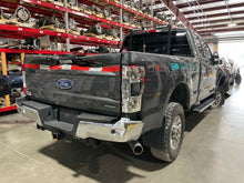 Load image into Gallery viewer, Interior Rear View Mirror FORD F350SD PICKUP 2017 - NW533167