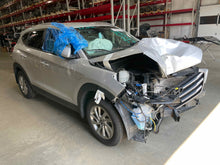 Load image into Gallery viewer, Temperature Controls Hyundai Tucson 2016 - NW558361