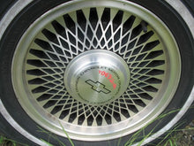Load image into Gallery viewer, ALTERNATOR Bonneville Impala Park ave 92 93 94 95 96 - MM550075