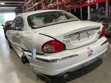 Load image into Gallery viewer, RADIATOR OVERFLOW X Type 2002 02 03 04 05 06 07 08 - NW543239