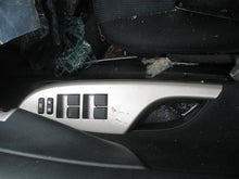 Load image into Gallery viewer, RADIO DISPLAY PANEL Toyota Corolla 2009 09 2010 10 - MM553108
