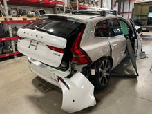 Load image into Gallery viewer, Front Door Glass VOLVO XC60 2018 - NW550067