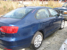 Load image into Gallery viewer, AUTOMATIC TRANSMISSION Beetle Golf Golf GTI Jetta Passat 11-14 - MM560024