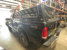 Load image into Gallery viewer, Steering Gear Rack FORD F250SD PICKUP 2005 - NW560730