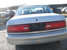 Load image into Gallery viewer, Alternator Buick Regal 1995 - MM569616