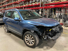Load image into Gallery viewer, FRONT CV AXLE SHAFT Volkswagen Tiguan 09 10 11 12 13 14 AT Right Front - NW582364